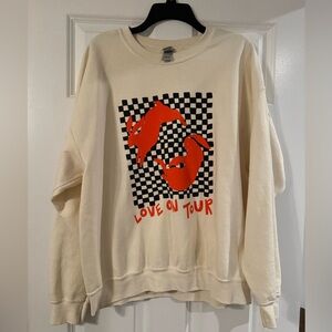 Love on tour crewneck